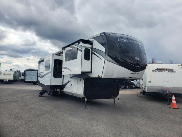 D440 Occasion Jayco North Point 382FLRB 2022 a vendre 1