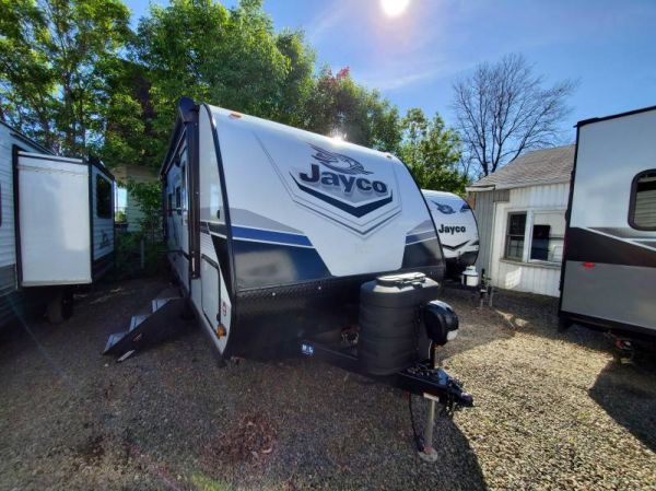 QC451 Neuf JAYCO Jay Feather 19MRK 2024 a vendre 1