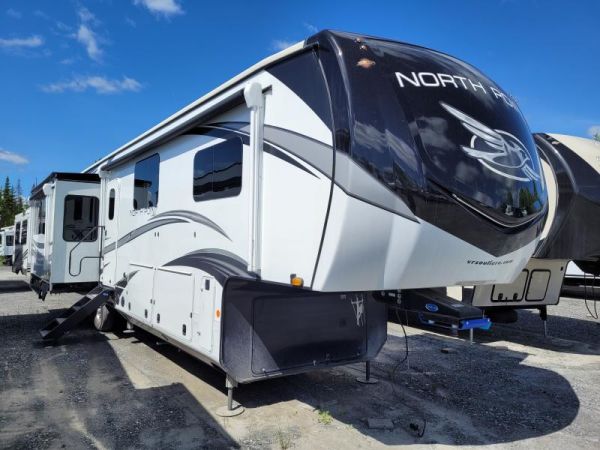 Jayco North Point 377RLBH 2022