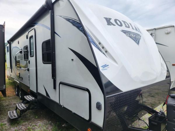C5716 Occasion Dutchmen Kodiak 283BH 2018 a vendre 1