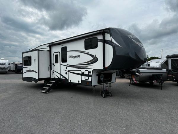 B22394A Occasion Forest River Salem 286RL 2018 a vendre 1