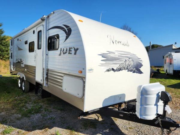 C5781A Occasion Skyline nomad 298 2013 a vendre 1