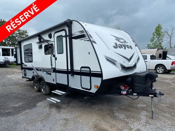 D5505TR Occasion Jayco Jay Feather X213 2021 a vendre 1