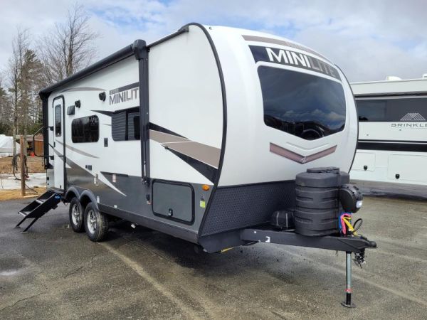 BM5943 Neuf Forest River Rockwood 2109S 2025 a vendre 1