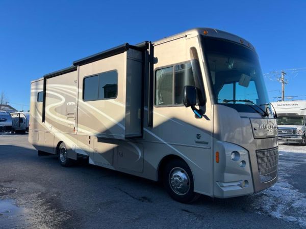 Winnebago WINNEBAGO VISTA 2015