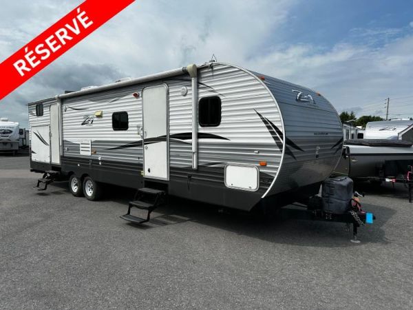 B22313A Occasion Crossroads Z-1 Trailer 328SB 2016 a vendre 1