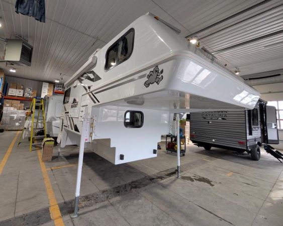 BM5980 Neuf BigFoot RV BigFoot 25C106 2025 a vendre1