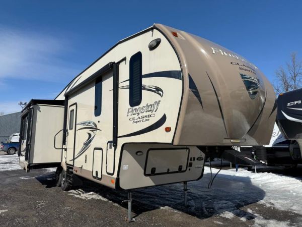 D423A Occasion Forest River Flagstaff 8529IKBS 2017 a vendre1