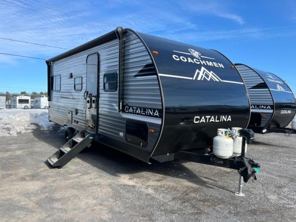 Forest River CATALINA TRAILER 221EPIC 2025