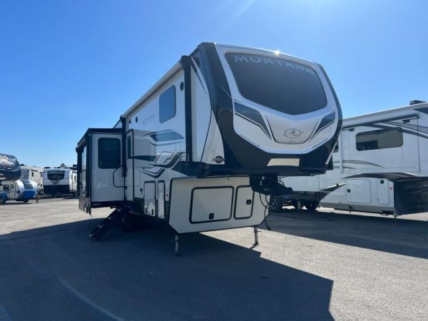A2501 Occasion Keystone Montana 295RL 2023 a vendre1