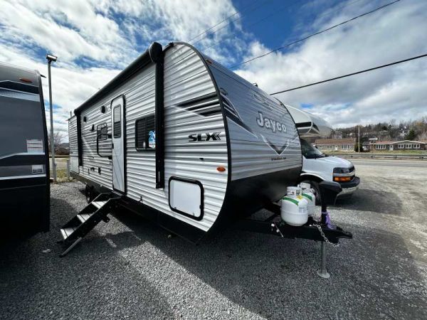 QC518 Neuf Jayco JayFlight 261BHS 2025 a vendre1