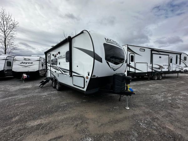 C5983 Occasion Forest River Flagstaff 21FBRS 2021 a vendre1