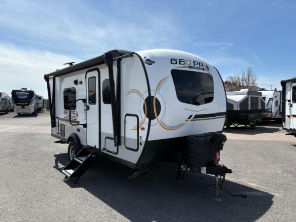 A2404A Occasion ROCKWOOD GEO-PRO 19FD 2022 a vendre1