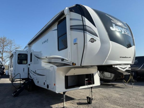 D342 Occasion Jayco Eagle 321RSTS 2022 a vendre1