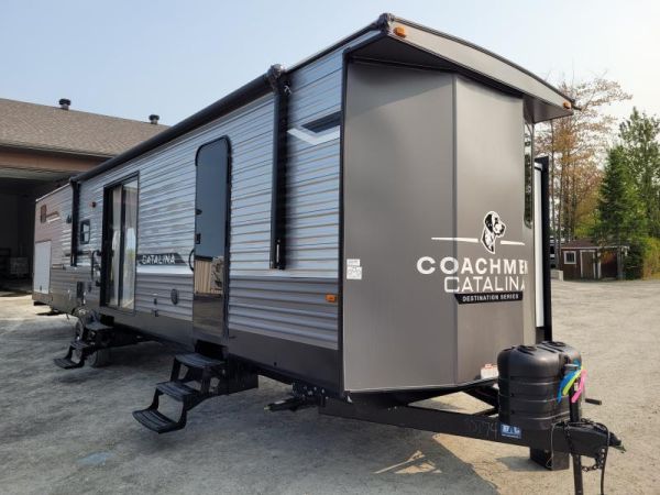 BM6022 Neuf Coachmen Catalina 40BHTS 2025 a vendre1