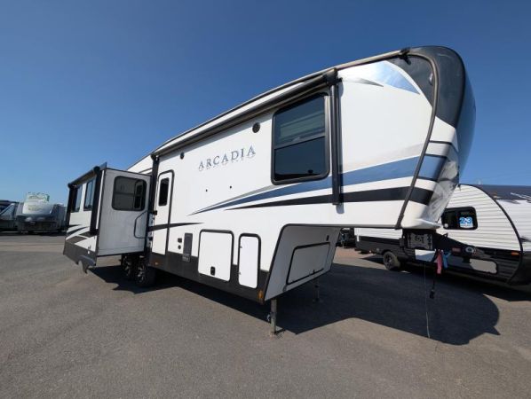 B5945A Occasion Keystone Arcadia 332SL 2023 a vendre1