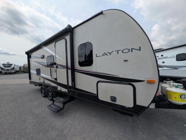A5988A Occasion Skyline Layton 214RB 2015 a vendre1