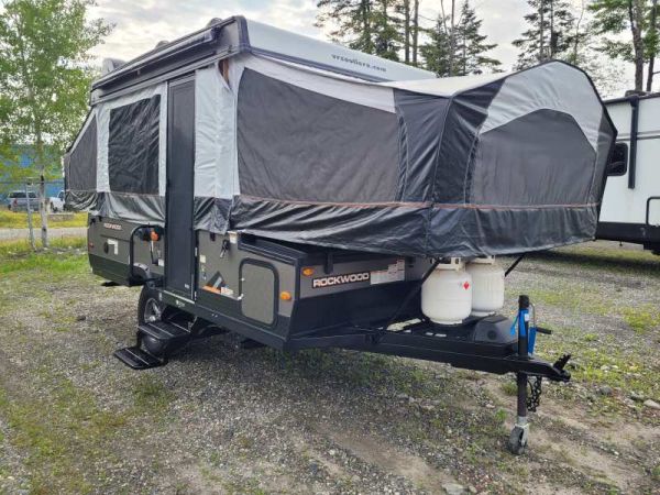 Forest River Rockwood FM1910ESP 2022