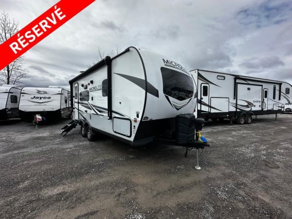 D5983TR Occasion Forest River Flagstaff Micro Lite 21FBRS 2021 a vendre1
