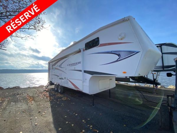 C21618TR Occasion Crossroads Cruiser 28RL 2011 a vendre1