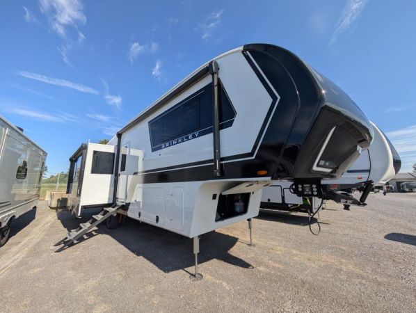 Brinkley Model Z Z3100 2026