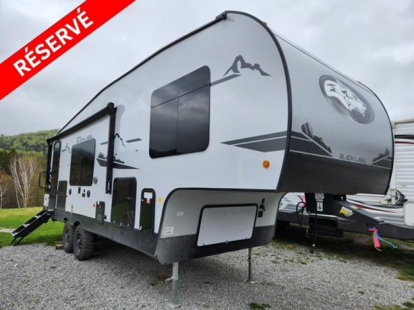 FOREST RIVER Cherokee 235MBBL 2024