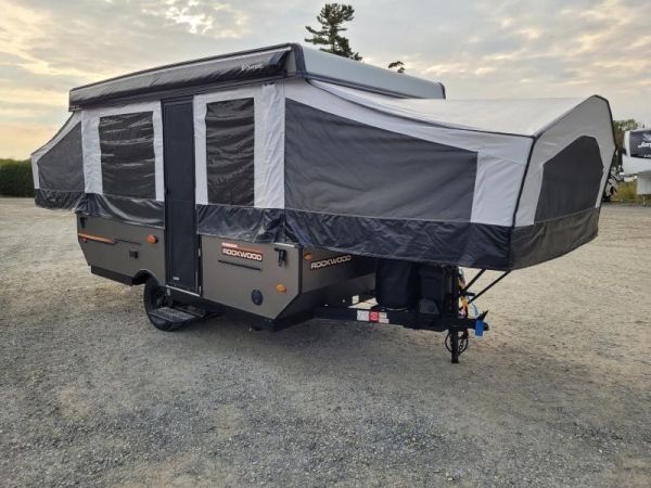B5792A Occasion Forest River Rockwood 2280LTD 2023 a vendre1