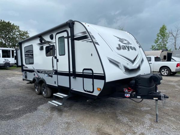 A5505 Occasion Jayco Jay Feather X213 2021 a vendre 1