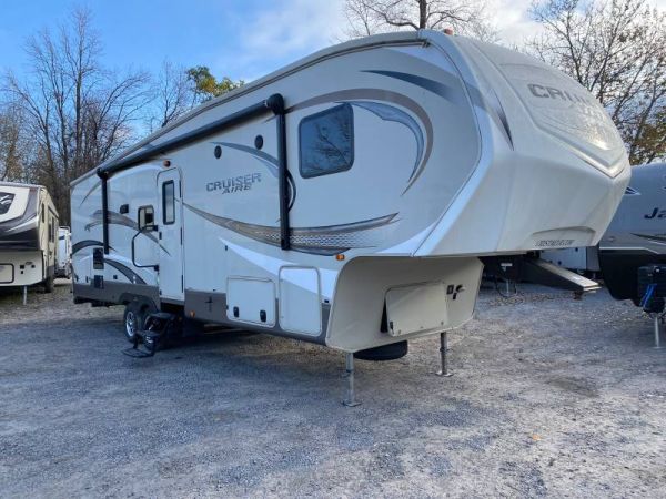 D5465A Occasion Crossroads Cruiser 30BH 2016 a vendre 1