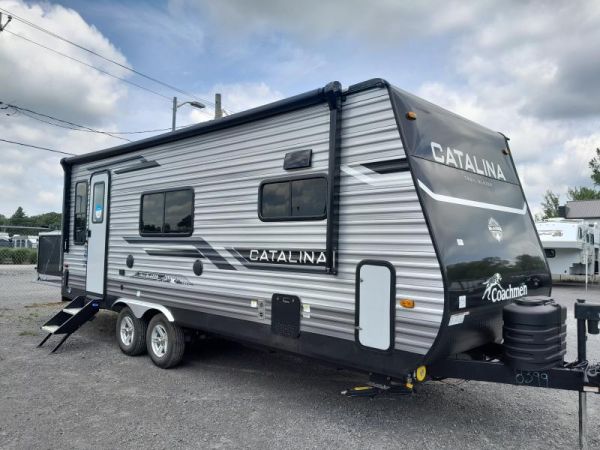 BM5862 Neuf Coachmen Catalina 18TH 2024 a vendre1