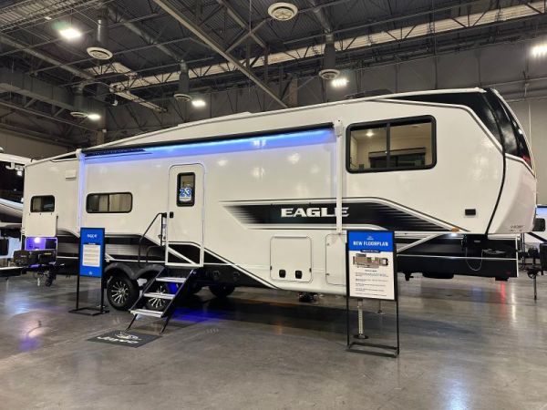 W-GET-2132 Neuf Jayco EAGLE 27MLC 2025 a vendre1