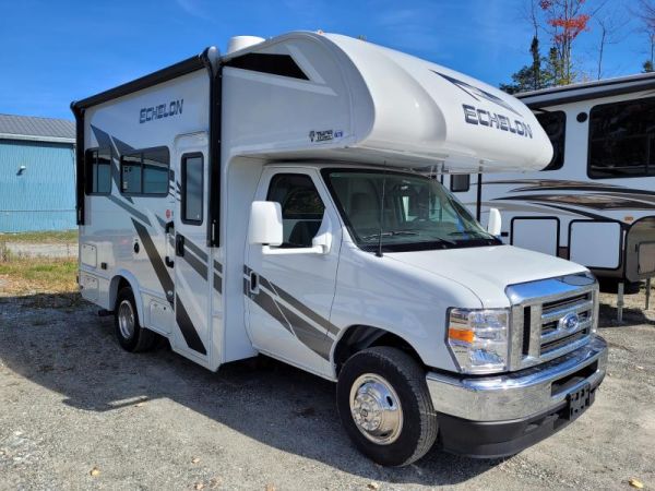 B22209A Occasion Thor Motor Coach Echelon LC19 2025 a vendre1