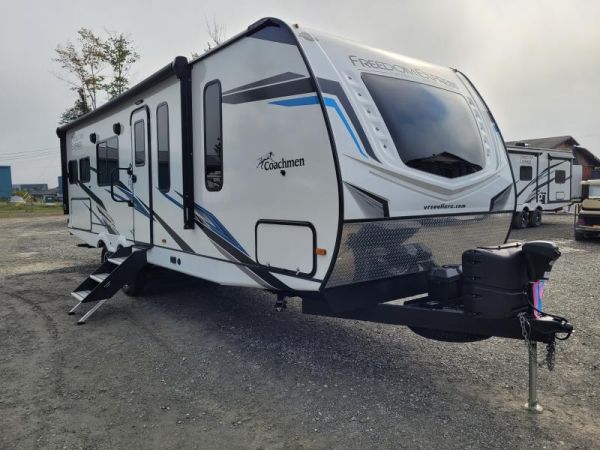 B22404A Occasion Coachmen Freedom Express 274RKS 2023 a vendre1