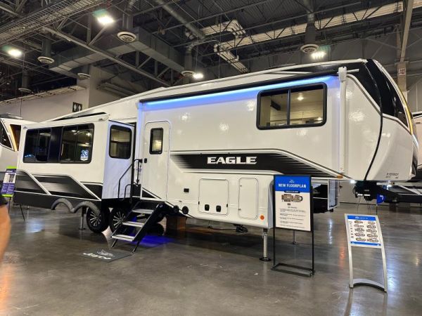 W-GET-2133 Neuf Jayco EAGLE 30CRT 2026 a vendre1