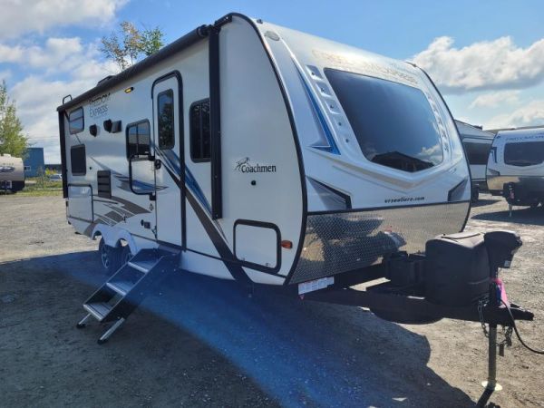 B22283A Occasion Coachmen Freedom Express 238BHS 2021 a vendre1