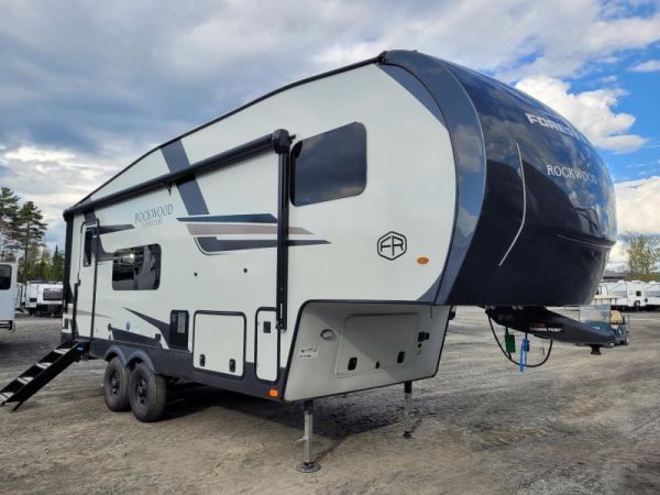 BM5954 Neuf Forest River Rockwood Signature 282RK 2025 a vendre1
