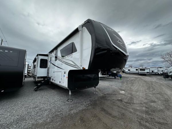QC527 Neuf Jayco North Point 381CKRE 2025 a vendre1