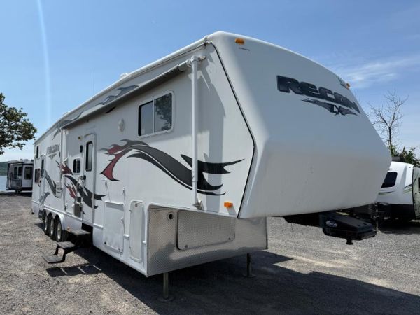 D504B Occasion Jayco Recon F36V 2007 a vendre1