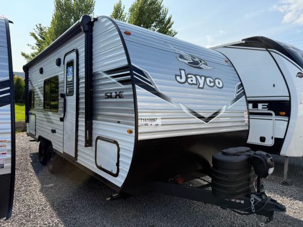 QC560 Neuf Jayco JayFlight 211MB 2026 a vendre1