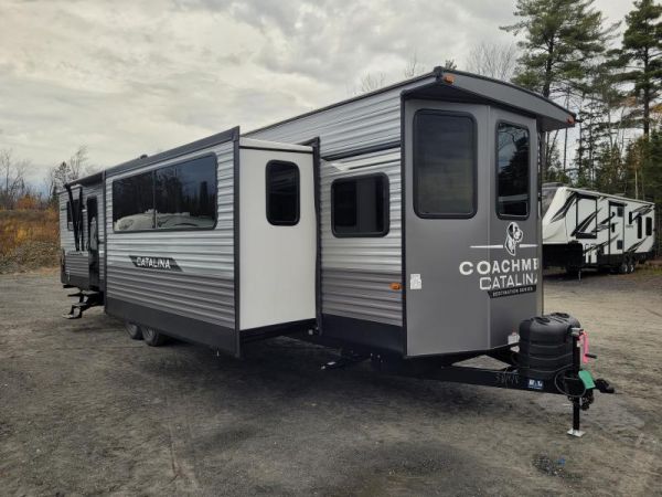 SH22551 Neuf Coachmen Catalina 39MKTS 2026 a vendre1