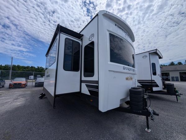 BM6045 Neuf Forest River Sandpiper 389HBFL 2026 a vendre1