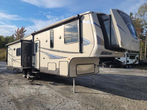 B381B Occasion Crossroads Sunset Trail 32RL 2014 a vendre1