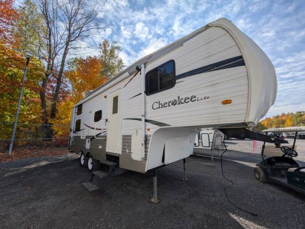 AA6041 Occasion Forest River Cherokee 245BH 2007 a vendre1