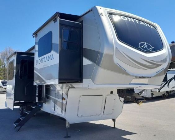 D264A Occasion Keystone Montana 3763BP 2022 a vendre1