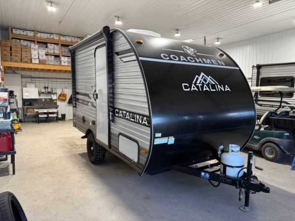 BM6135 Neuf Coachmen Catalina 134RKX 2026 a vendre1