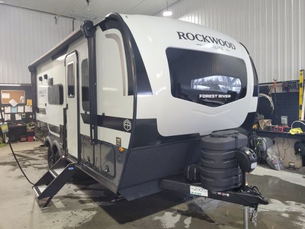 SH22582 Neuf Forest River Rockwood Mini Lite 2108RB 2026 a vendre1