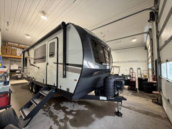 BM6145 Neuf Forest River Rockwood Ultra Lite 301FKT 2026 a vendre1