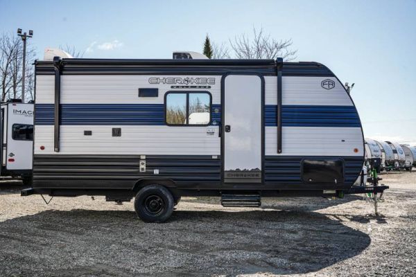 22568TR Neuf Forest River Cherokee Wolf Pup 16LP 2026 a vendre1