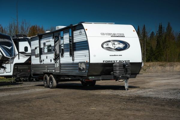 SH22599 Neuf Forest River Cherokee Grey Wolf 22RR 2026 a vendre1