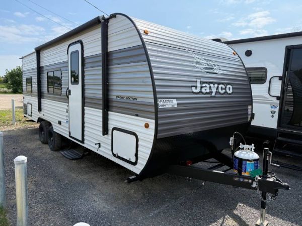 QC629 Neuf Jayco JayFlight 250BH 2027 a vendre1
